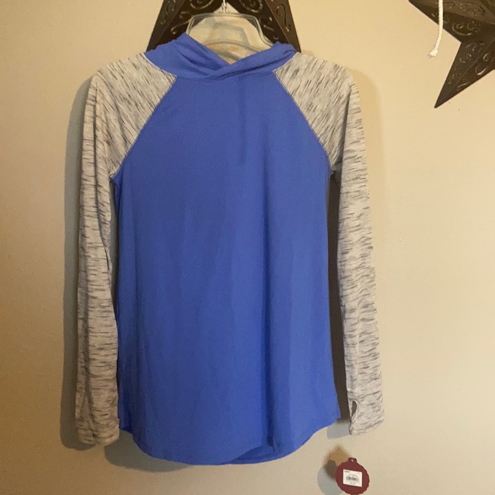 Pullover light weight hoodie
